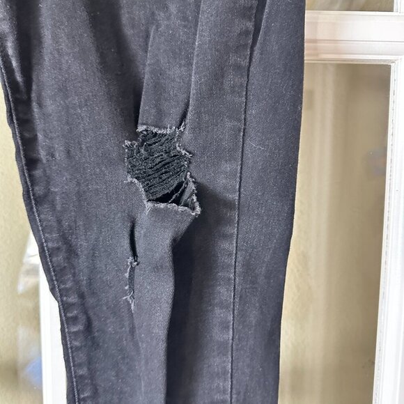 OLD NAVY Rockstar Skinny Ankle Distressed Black Denim Jeans Size 10 - Picture 6 of 12